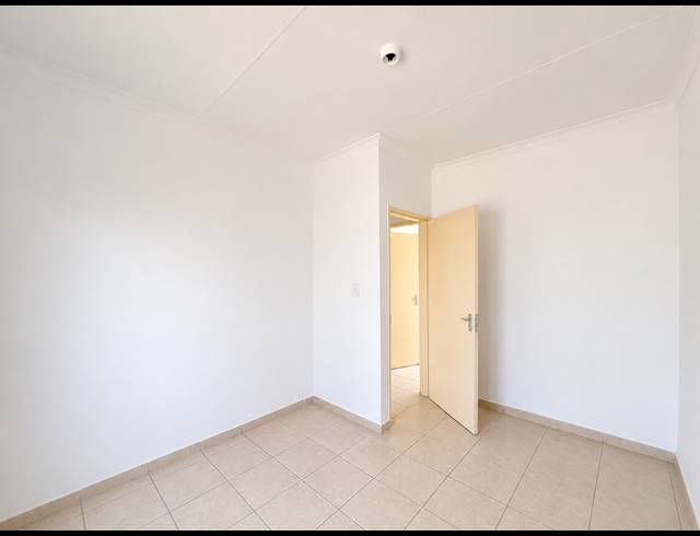 3 BEDROOM HOUSE FOR SALE IN VANDERBIJLPARK CE 4